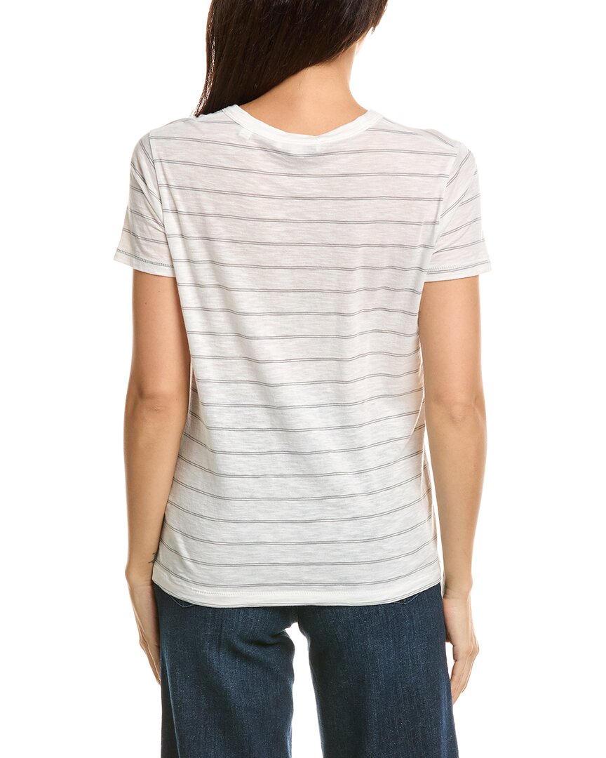Top con cuello redondo a rayas