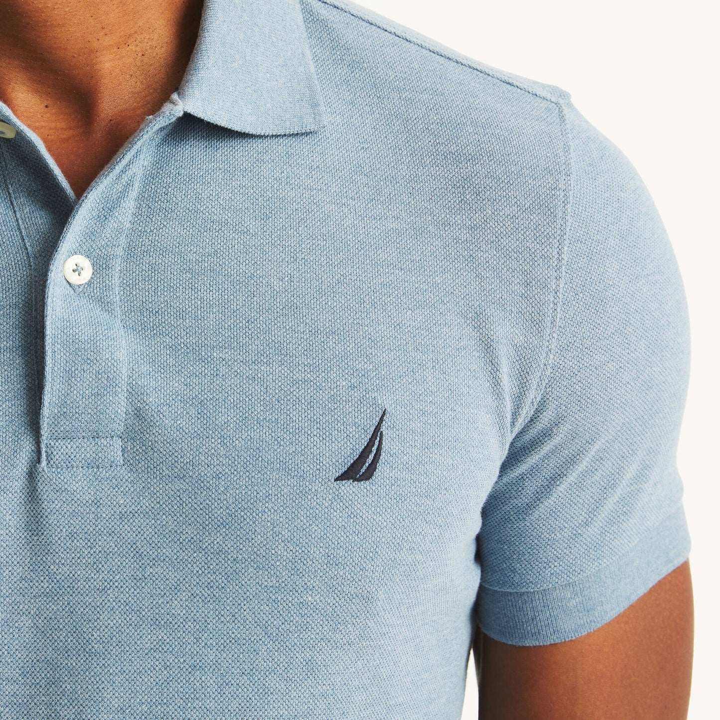 Polo de hombre de corte ajustado