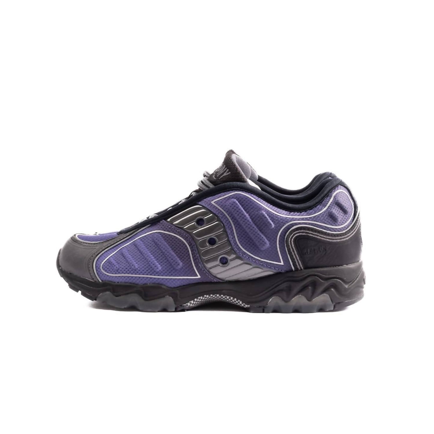 Tenis de hombre color violeta