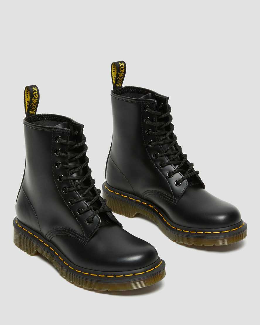 Botas de mujer de cuero con cordones