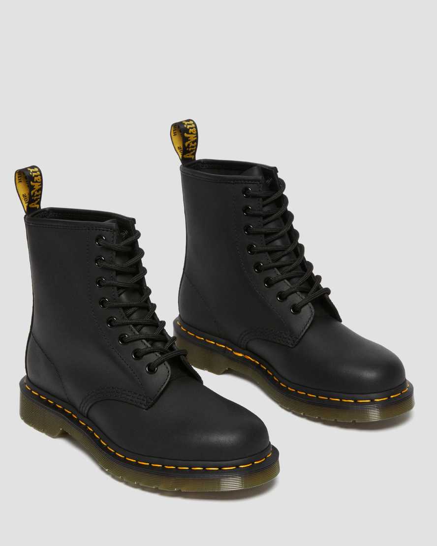 Botas de cuero con cordones