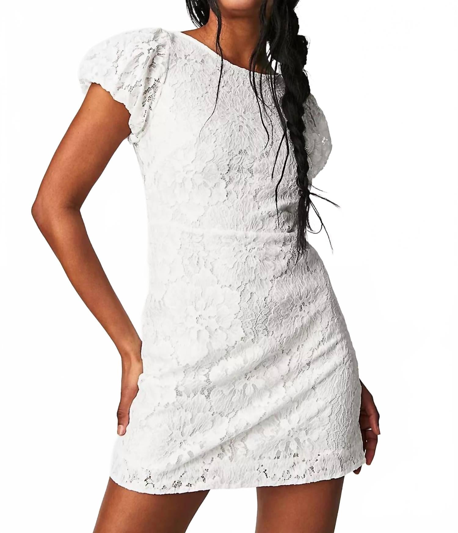 Vestido corto color marfil