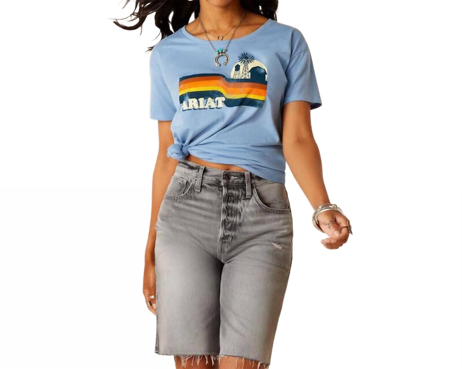 Camiseta color azul claro