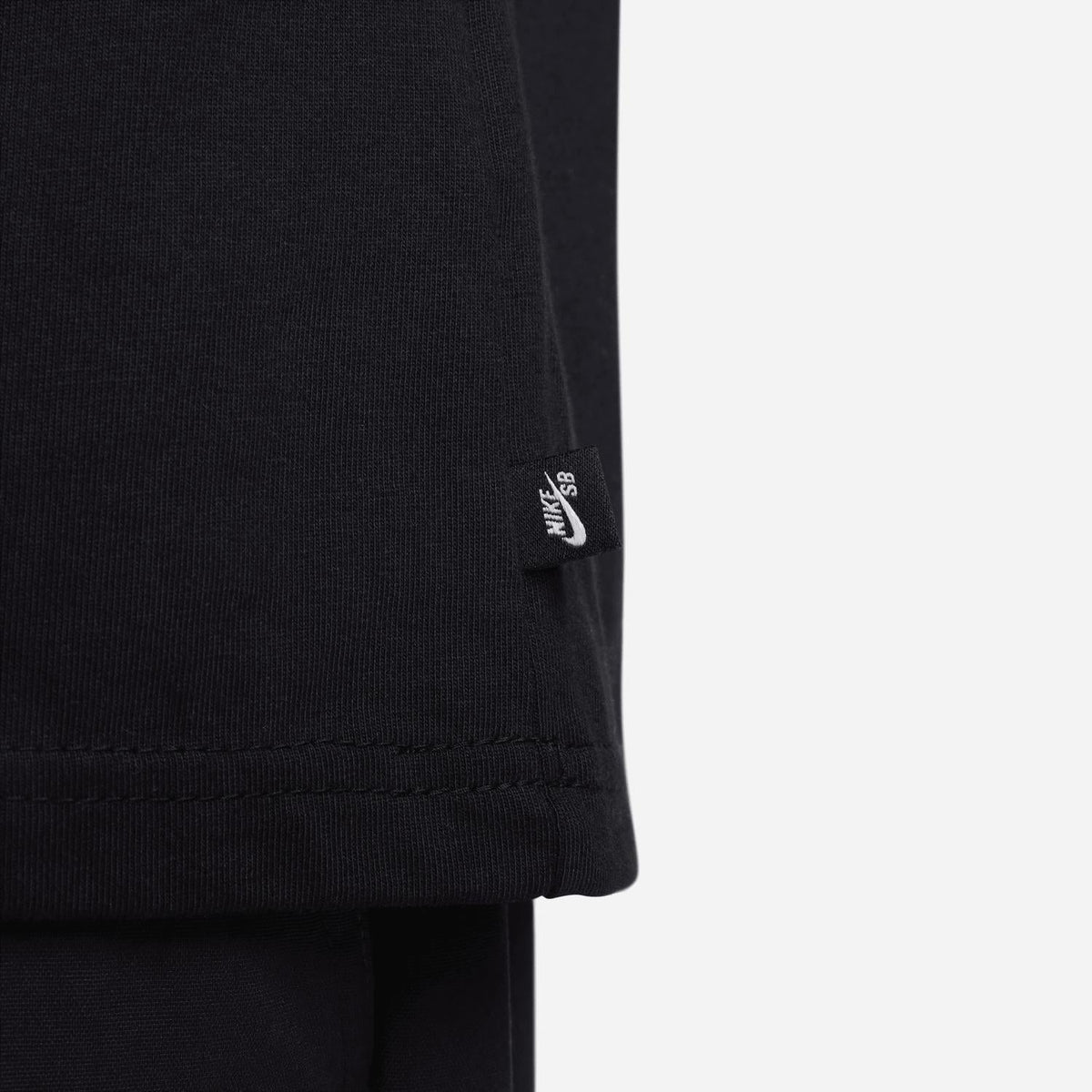 Camiseta color negro