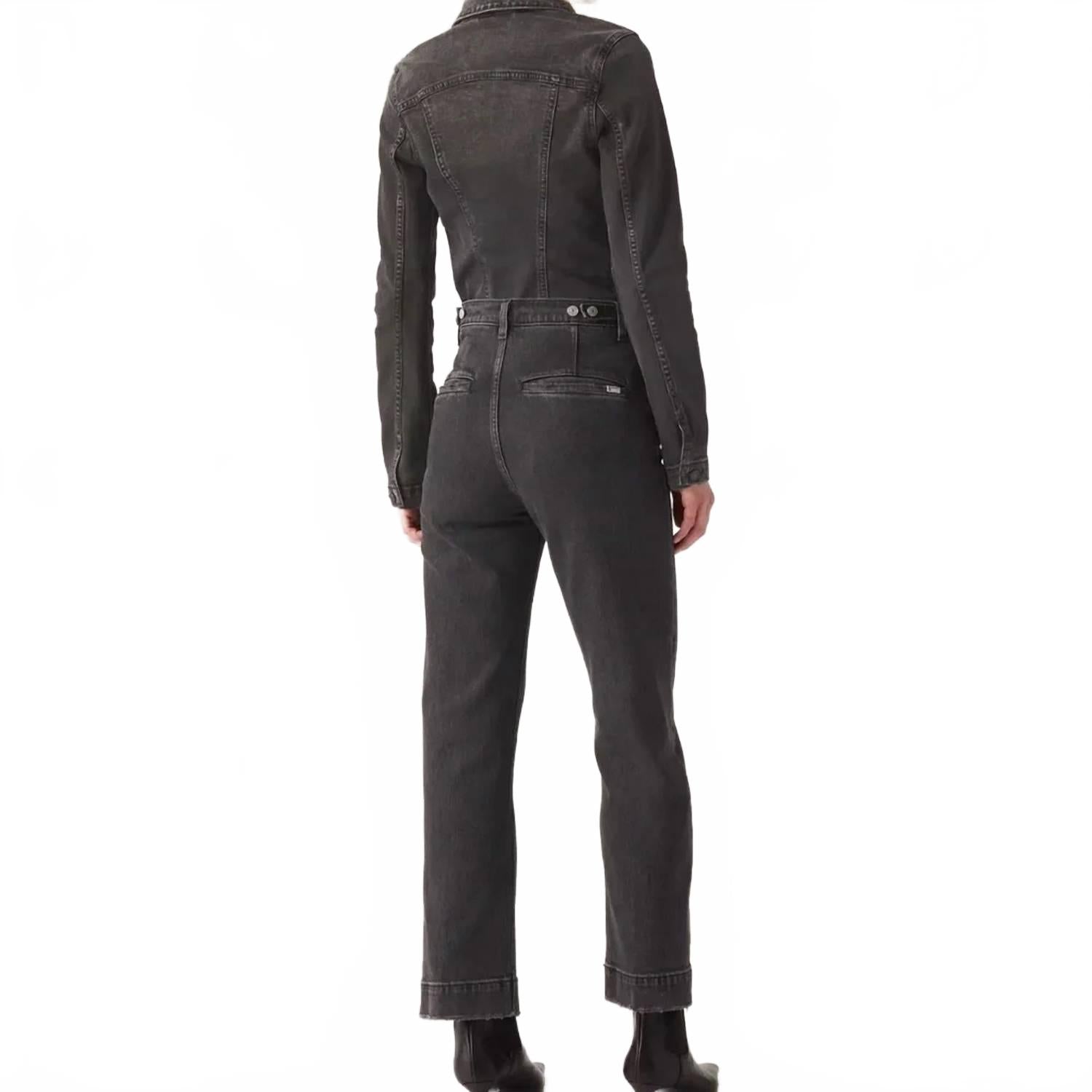 Jean color negro