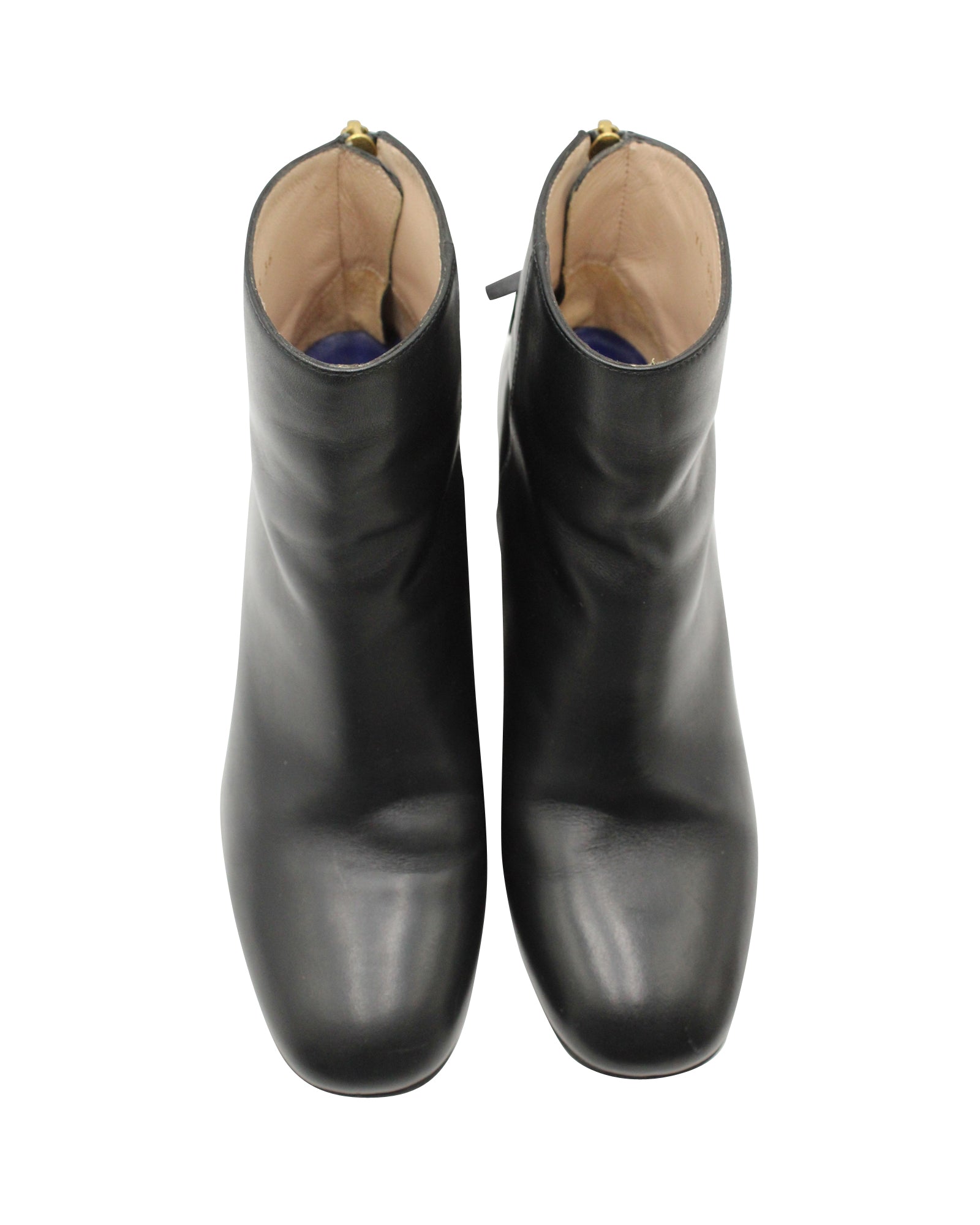 Botines de cuero color negro