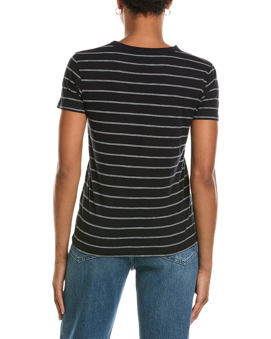 Top con cuello redondo a rayas