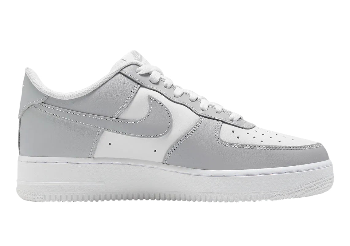 Calzado color blanco y gris