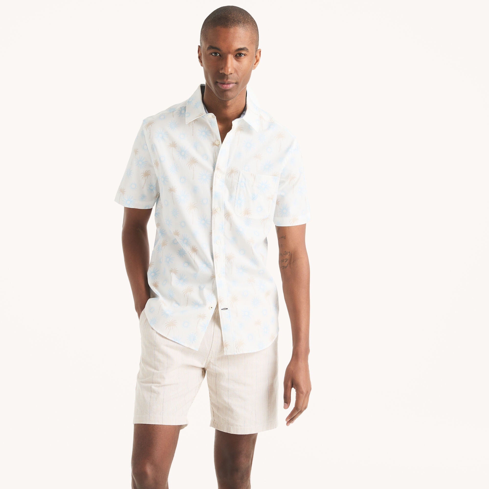 Camisa de hombre de manga corta con estampado