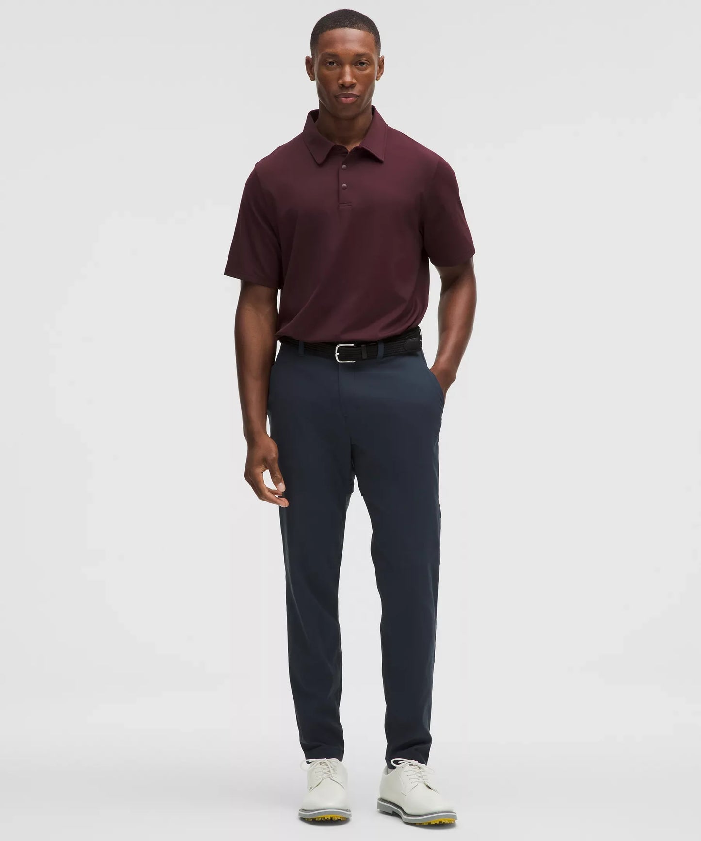 Pantalón de corte ajustado