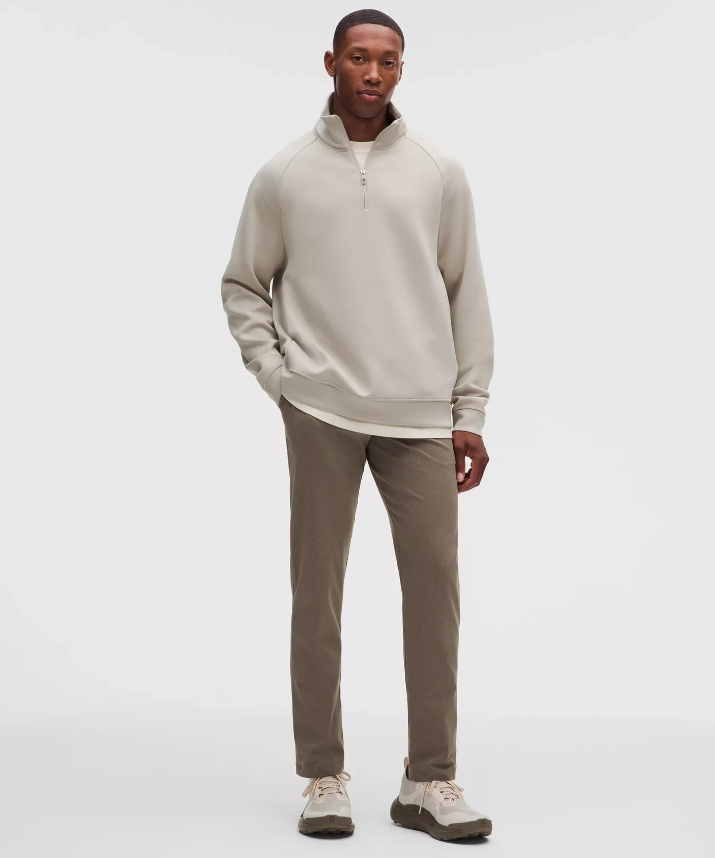 Pantalón de corte ajustado