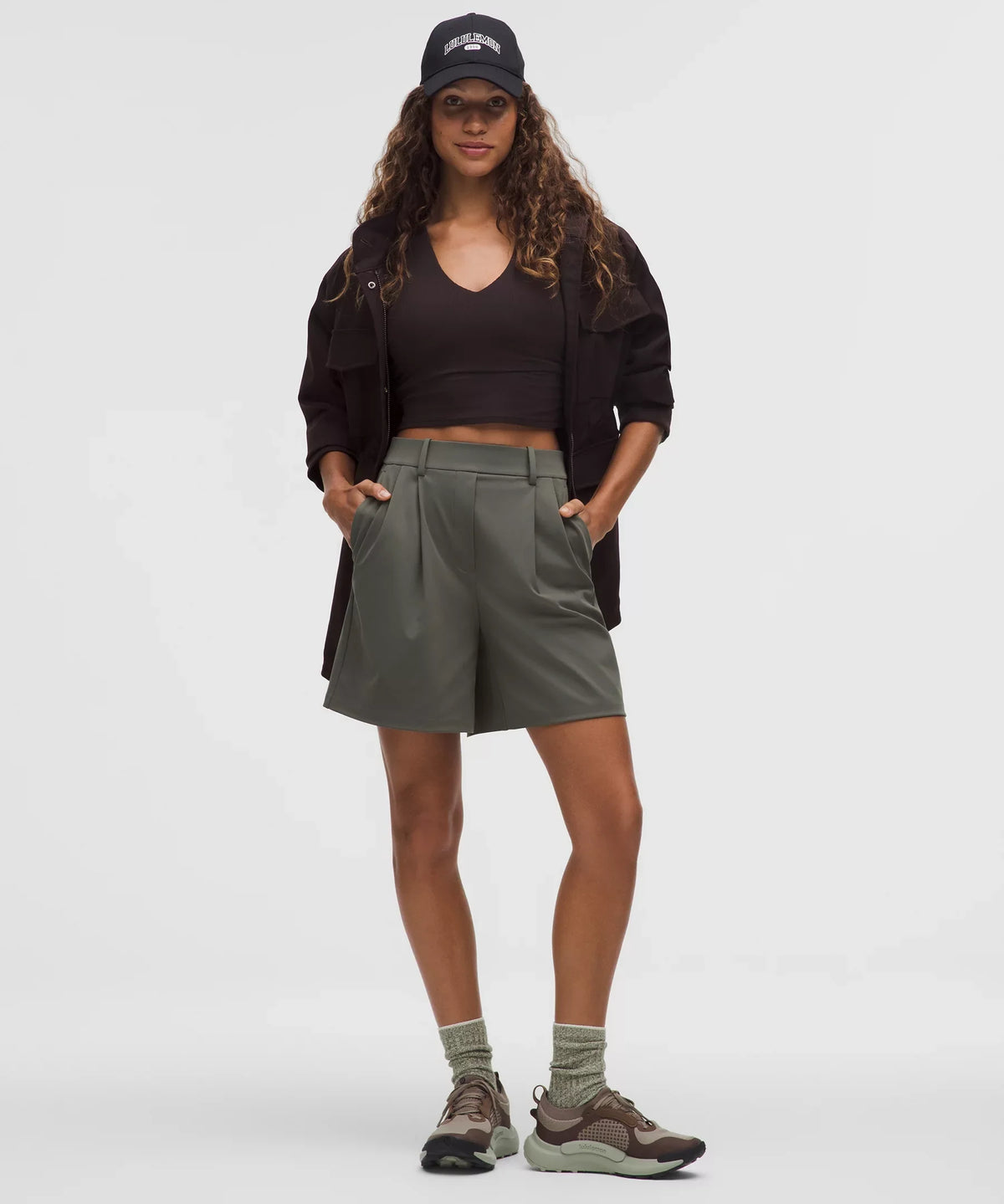 Short de tiro alto con pliegues