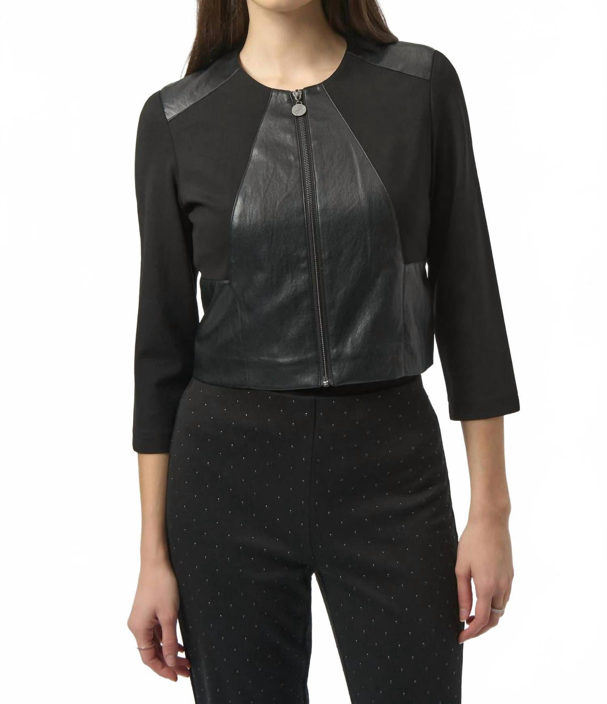 Chaqueta color negro