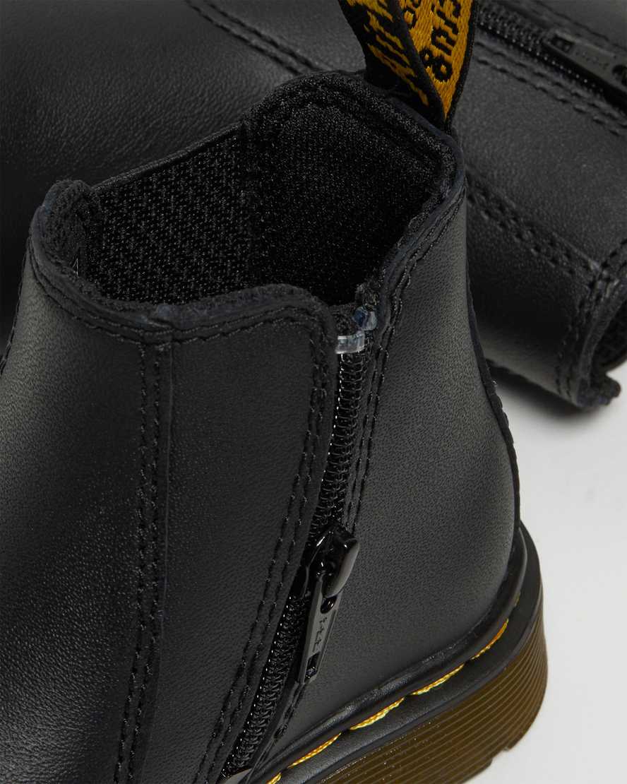 Botas para bebé de cuero