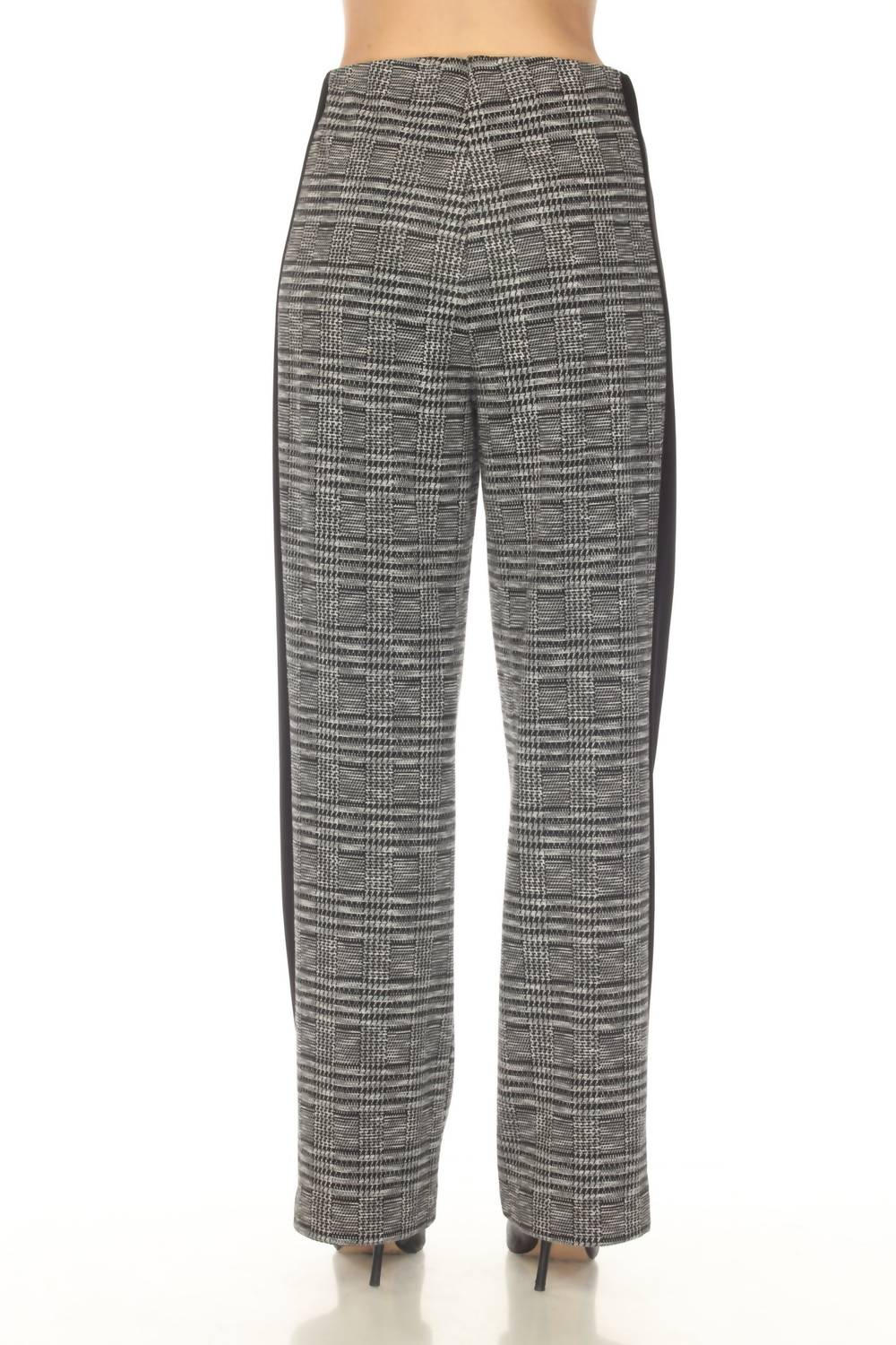 Pantalón de pierna ancha a cuadros color negro y blanco