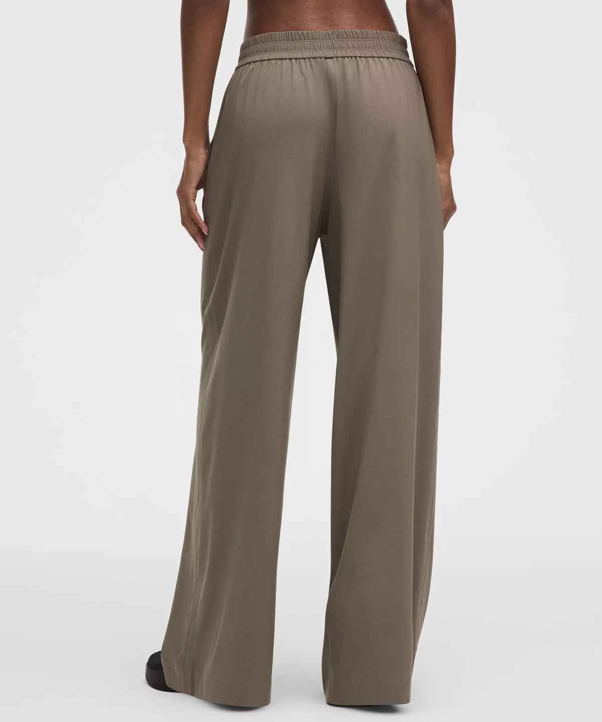 Pantalón de tiro medio