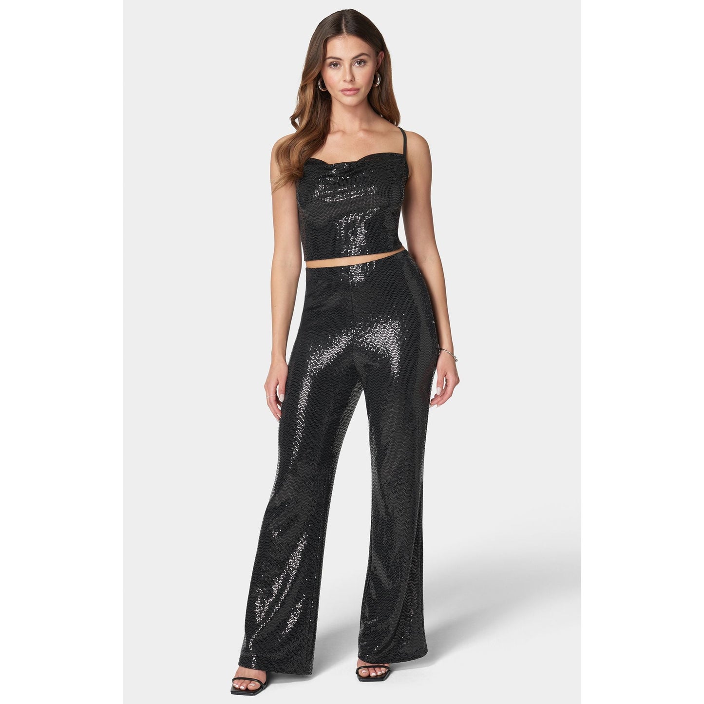 Conjunto de ropa de mujer
