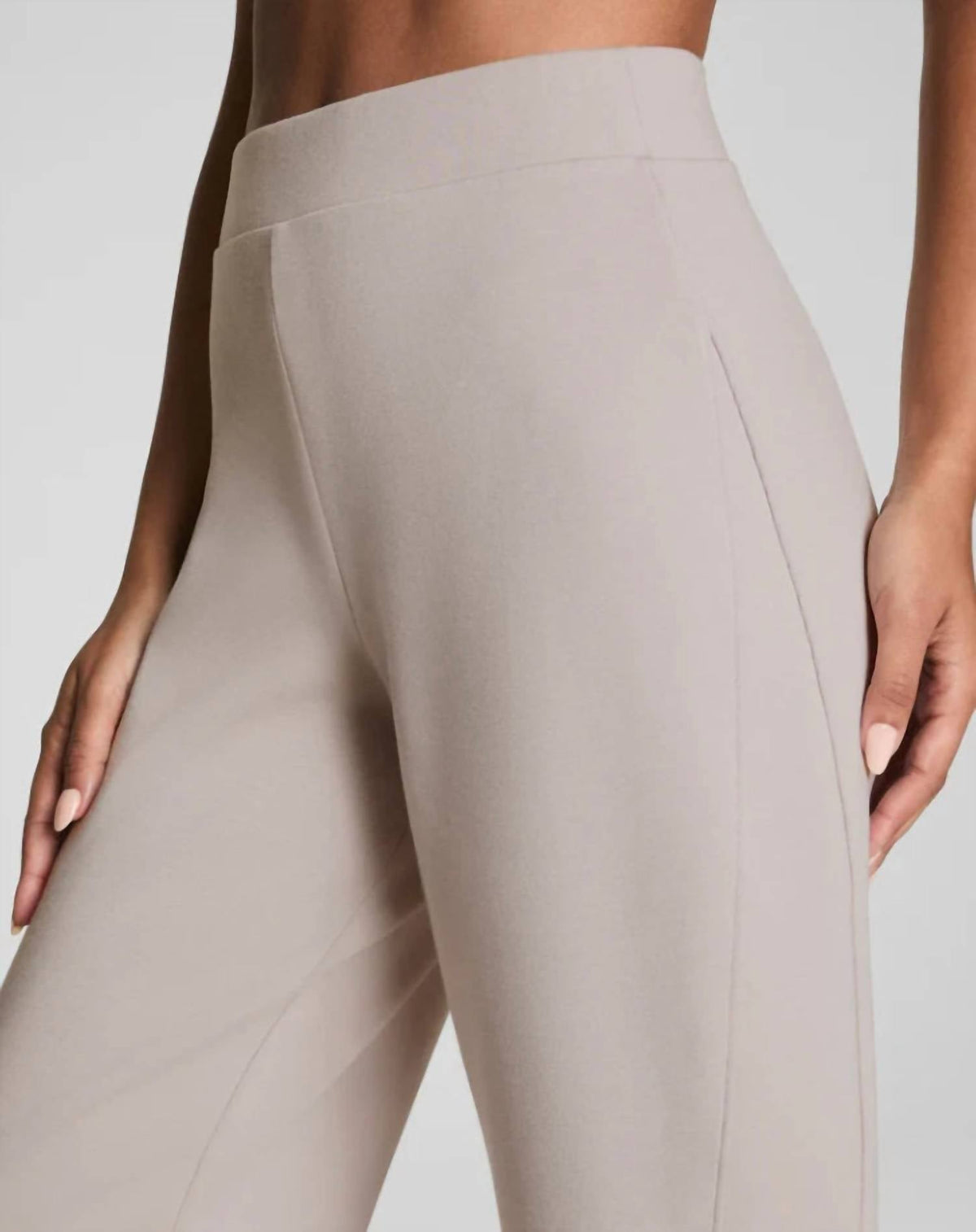 Pantalón color gris
