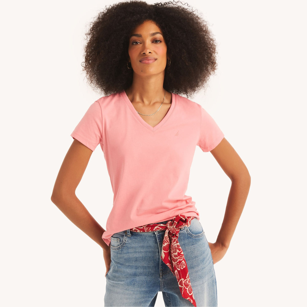 Camiseta con cuello en V