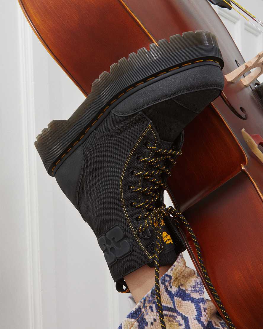 Botas