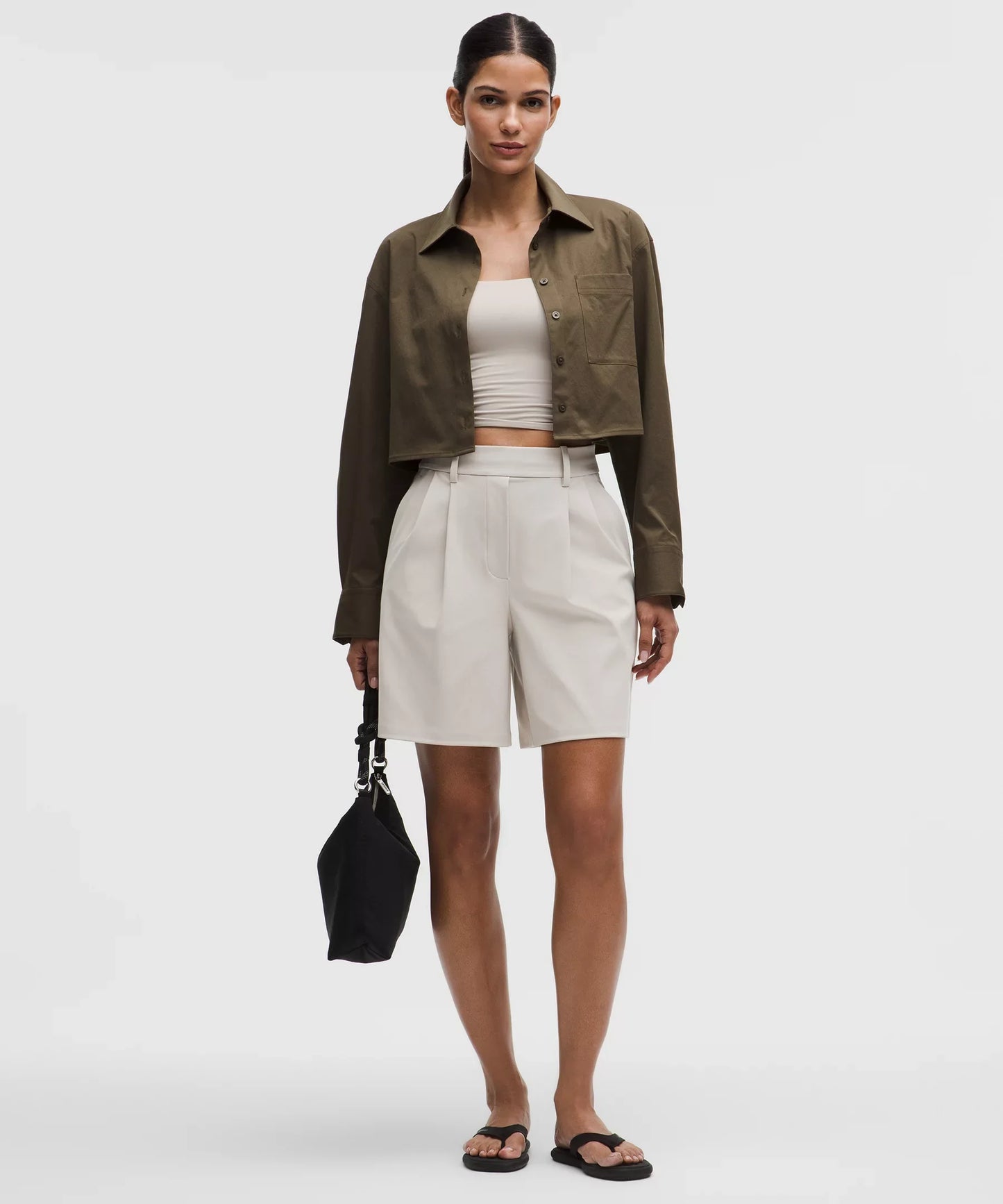 Short de tiro alto con pliegues