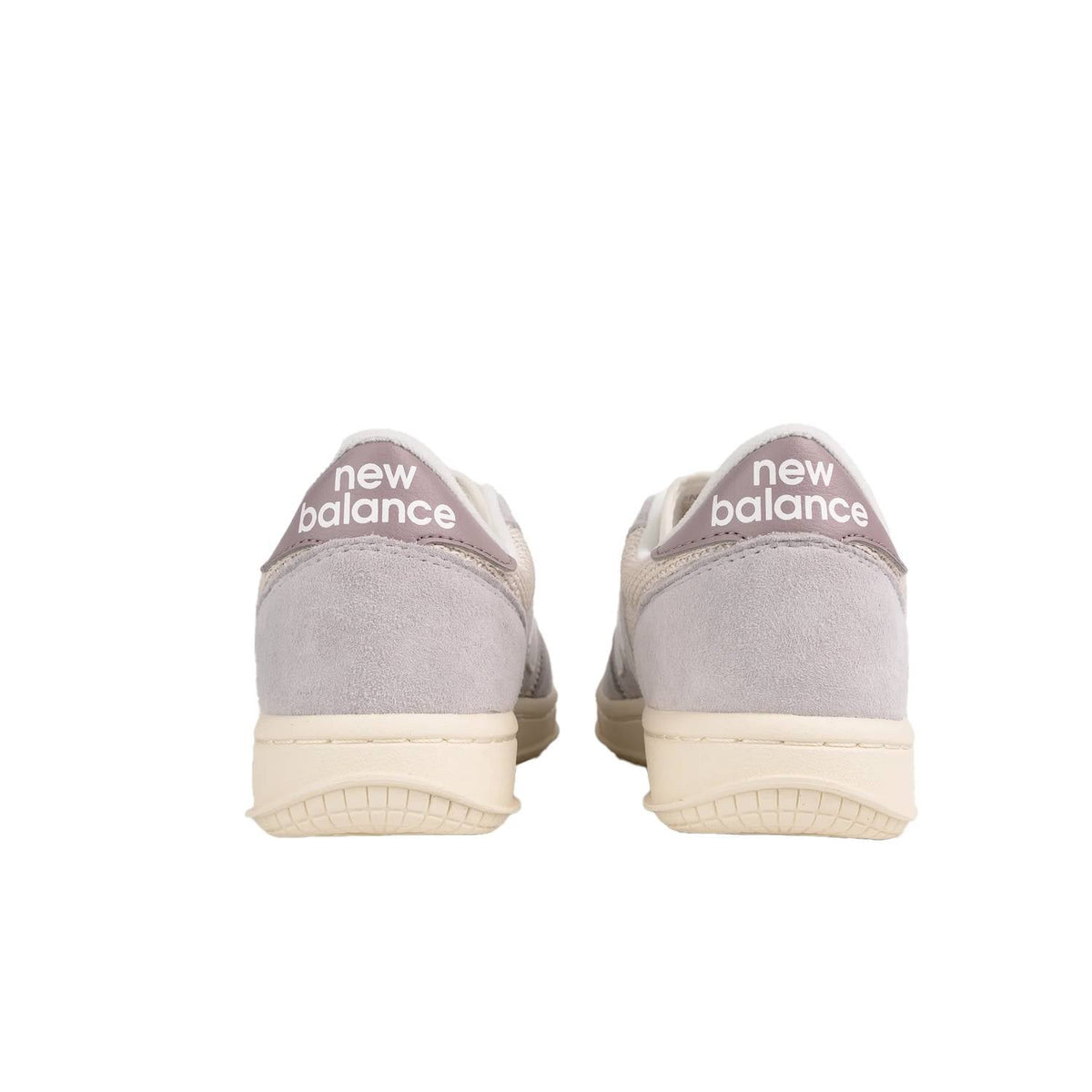 Tenis de hombre color gris y beige