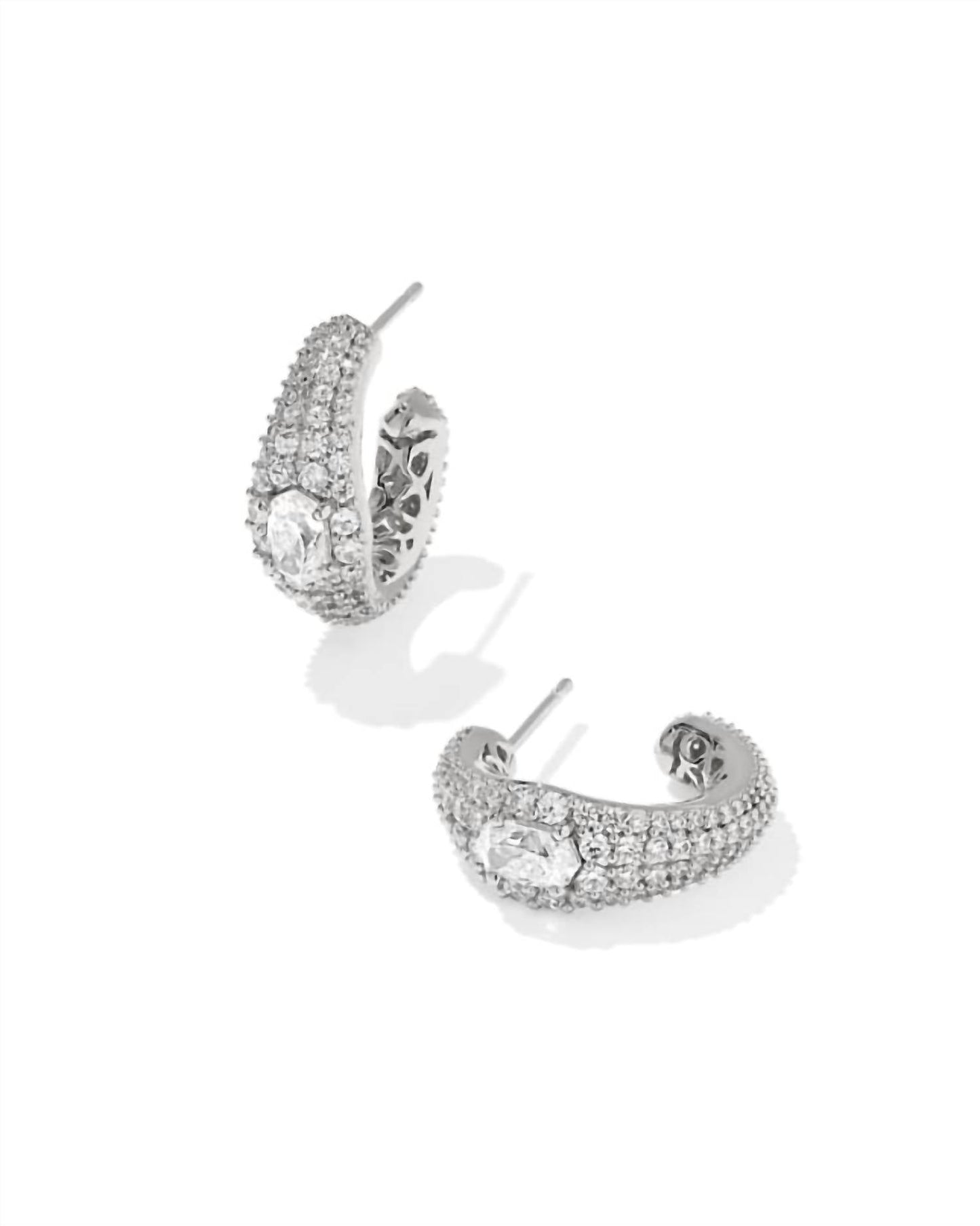 Aretes color plateado