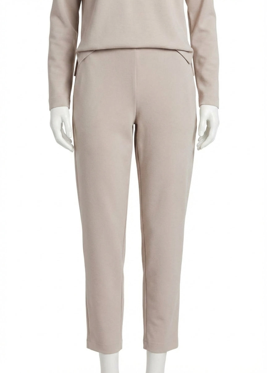 Pantalón color gris