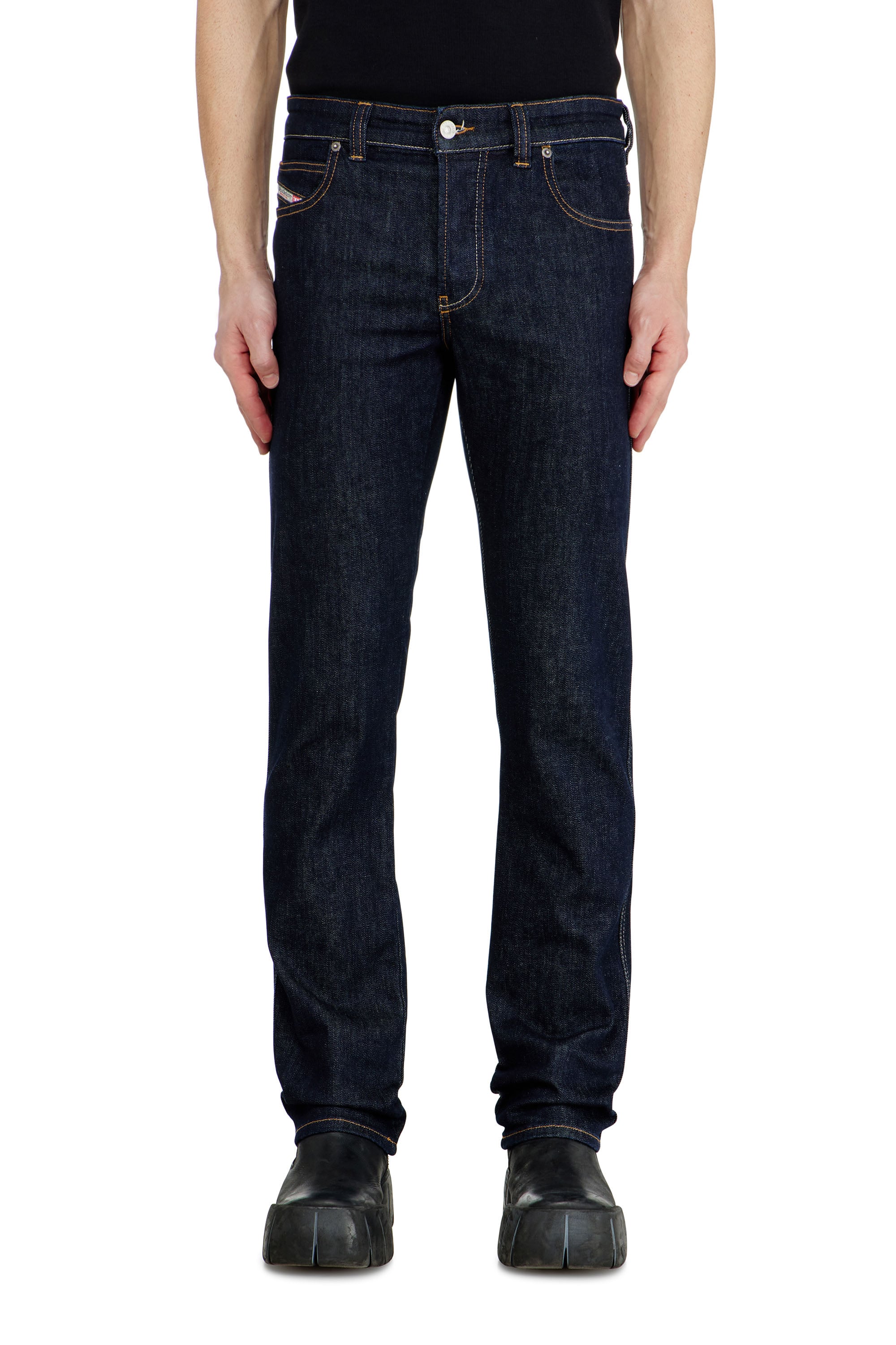 Jean color azul oscuro