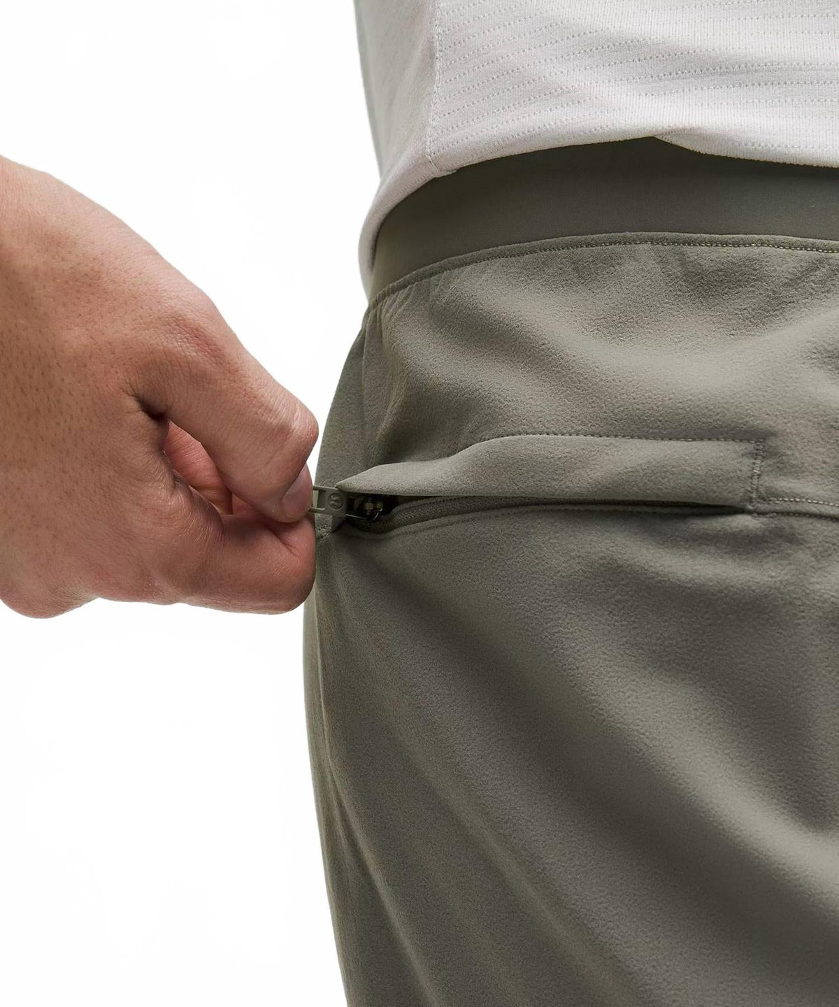 Pantalón de corte ajustado color gris