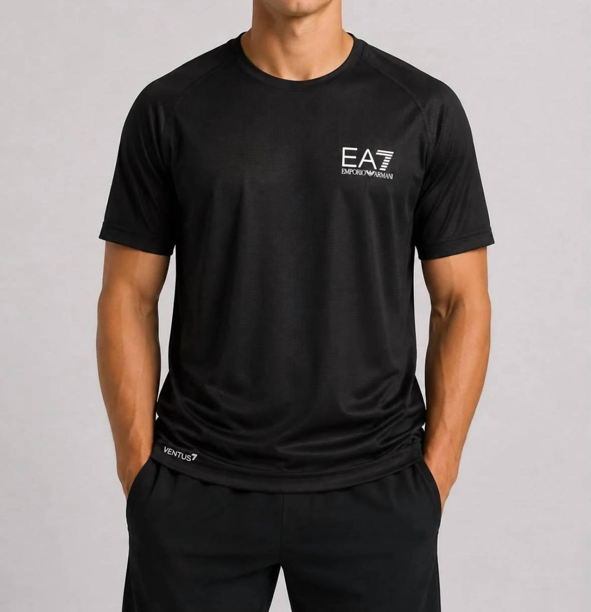 Camiseta color negro