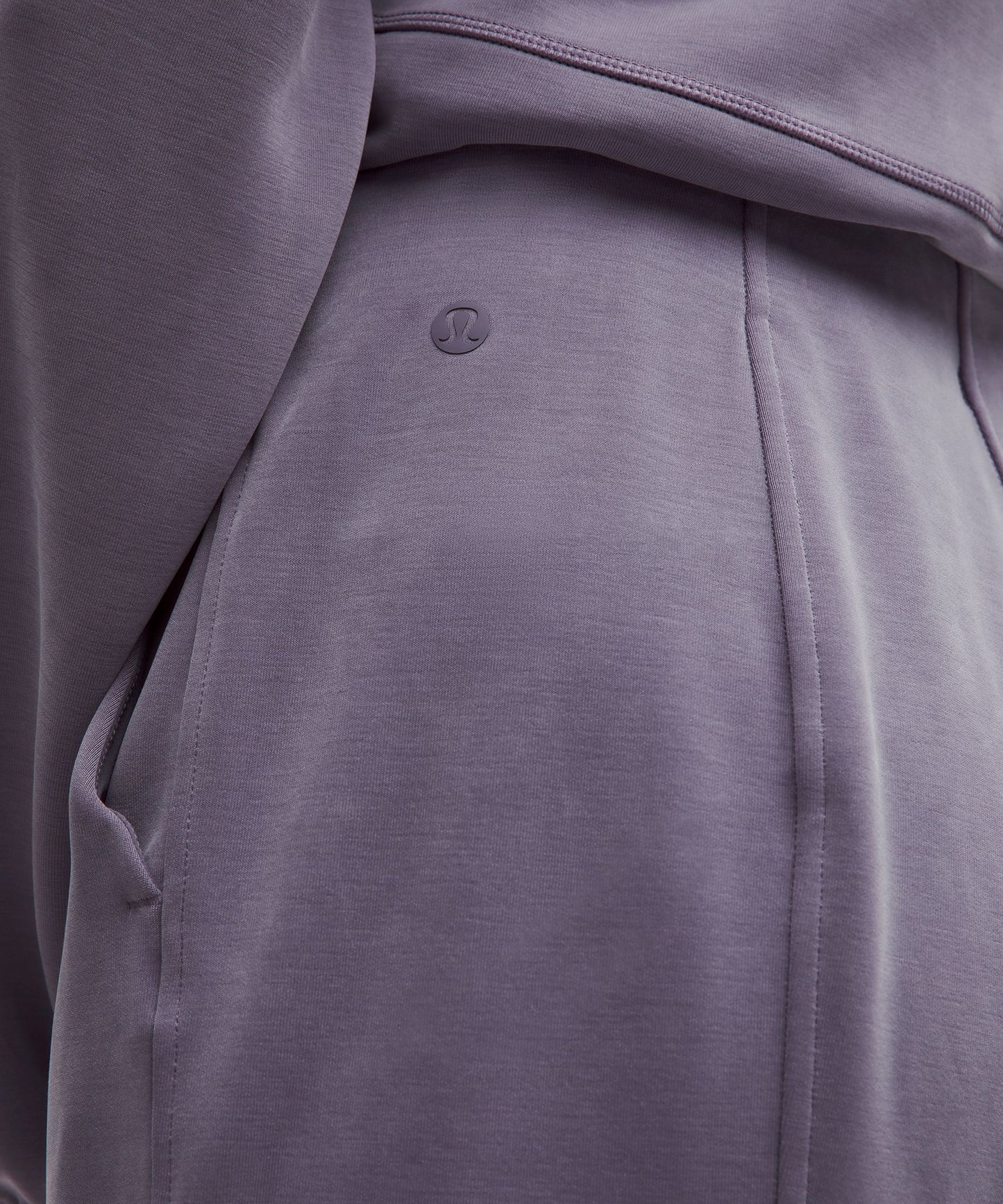 Pantalón de tiro medio