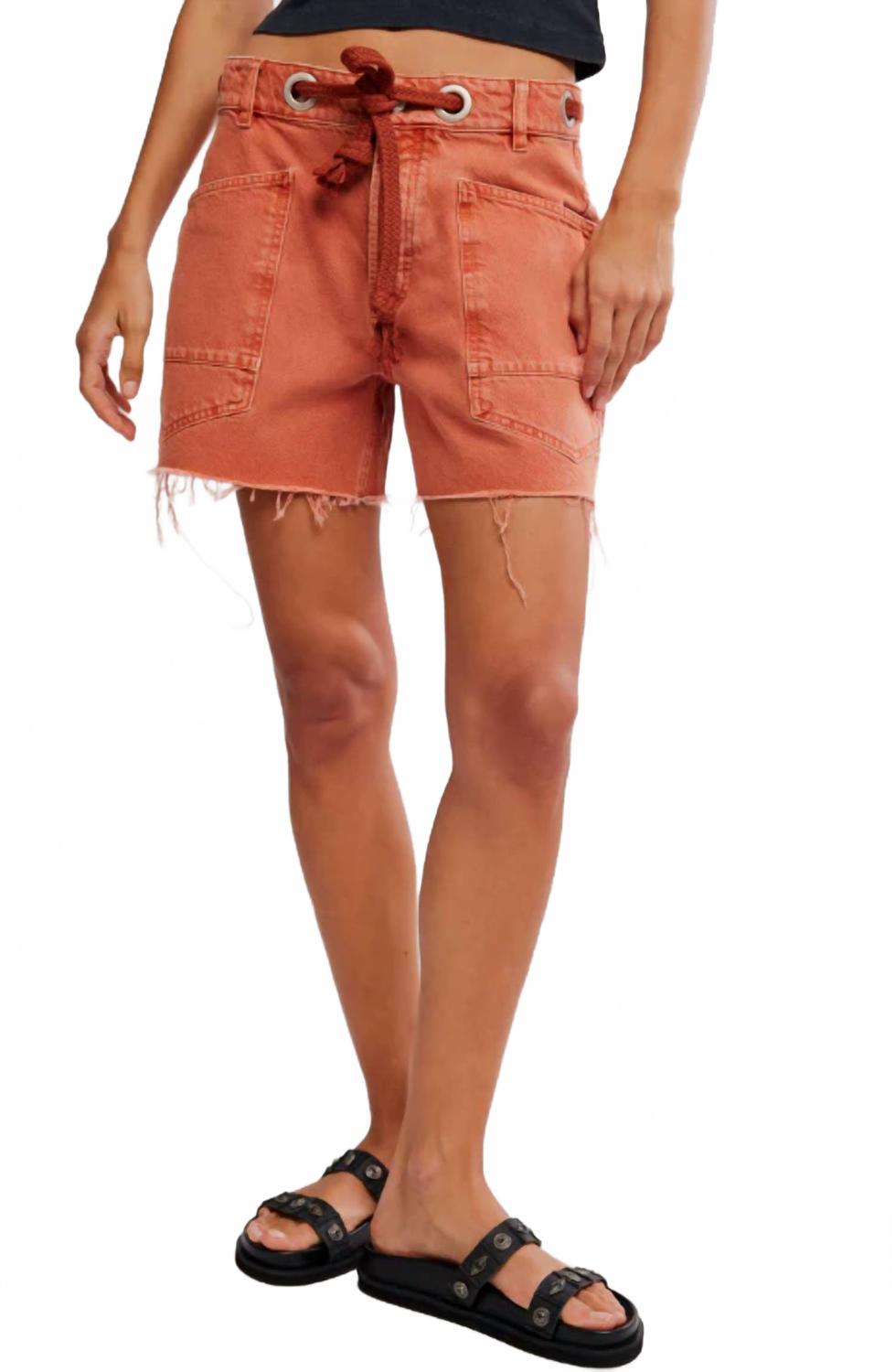 Short de corte amplio
