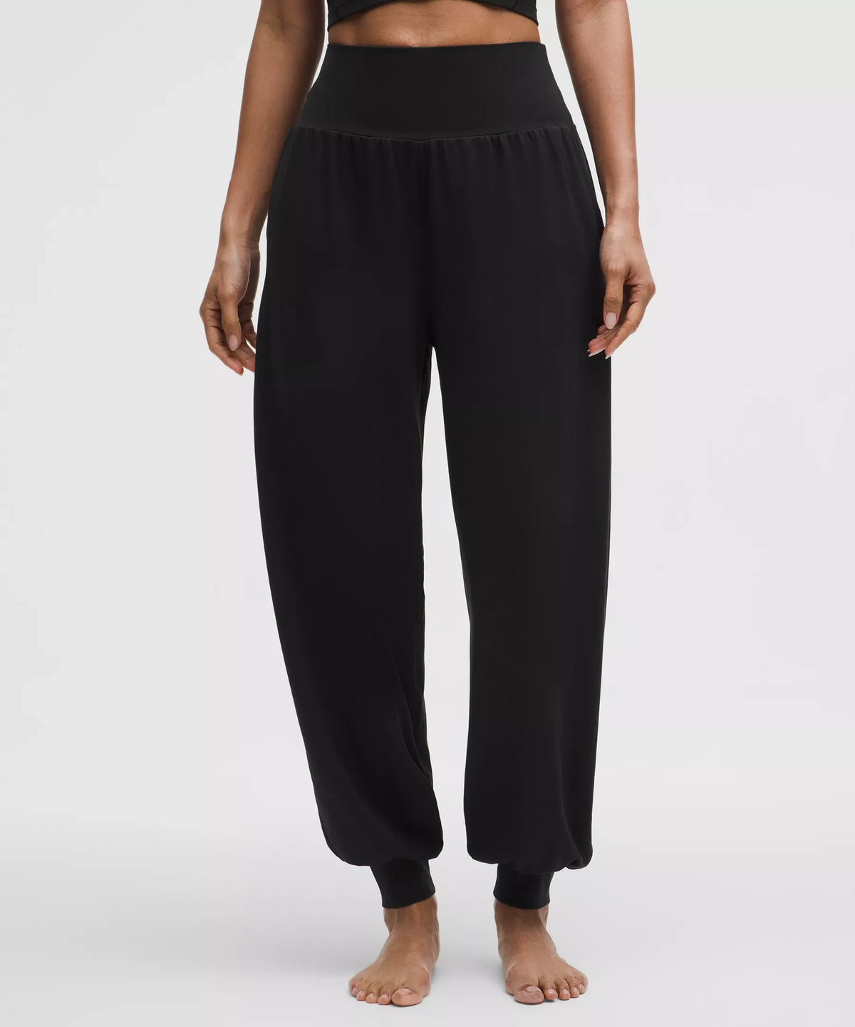 Pantalón deportivo de corte amplio de tiro alto