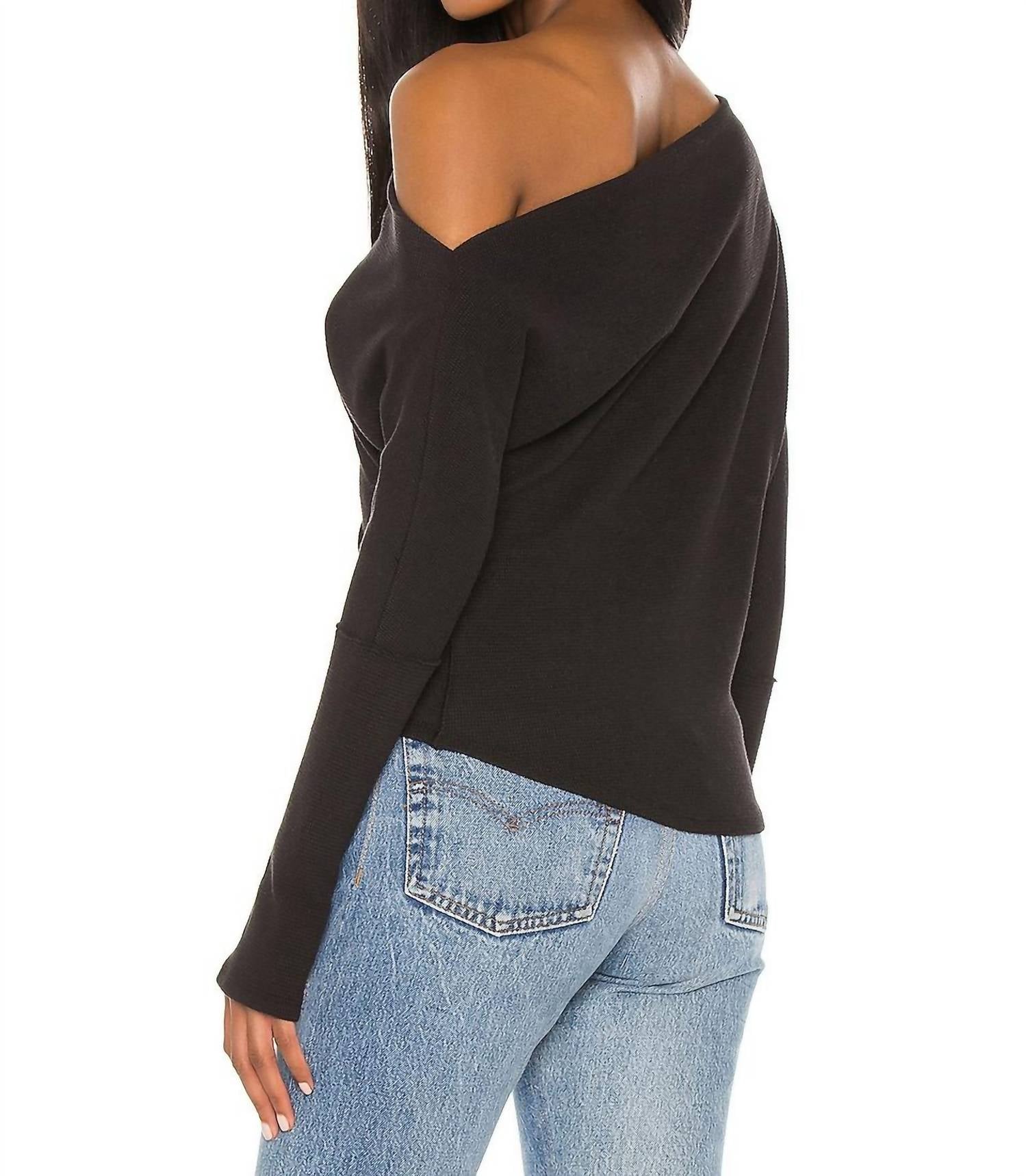 Top color negro