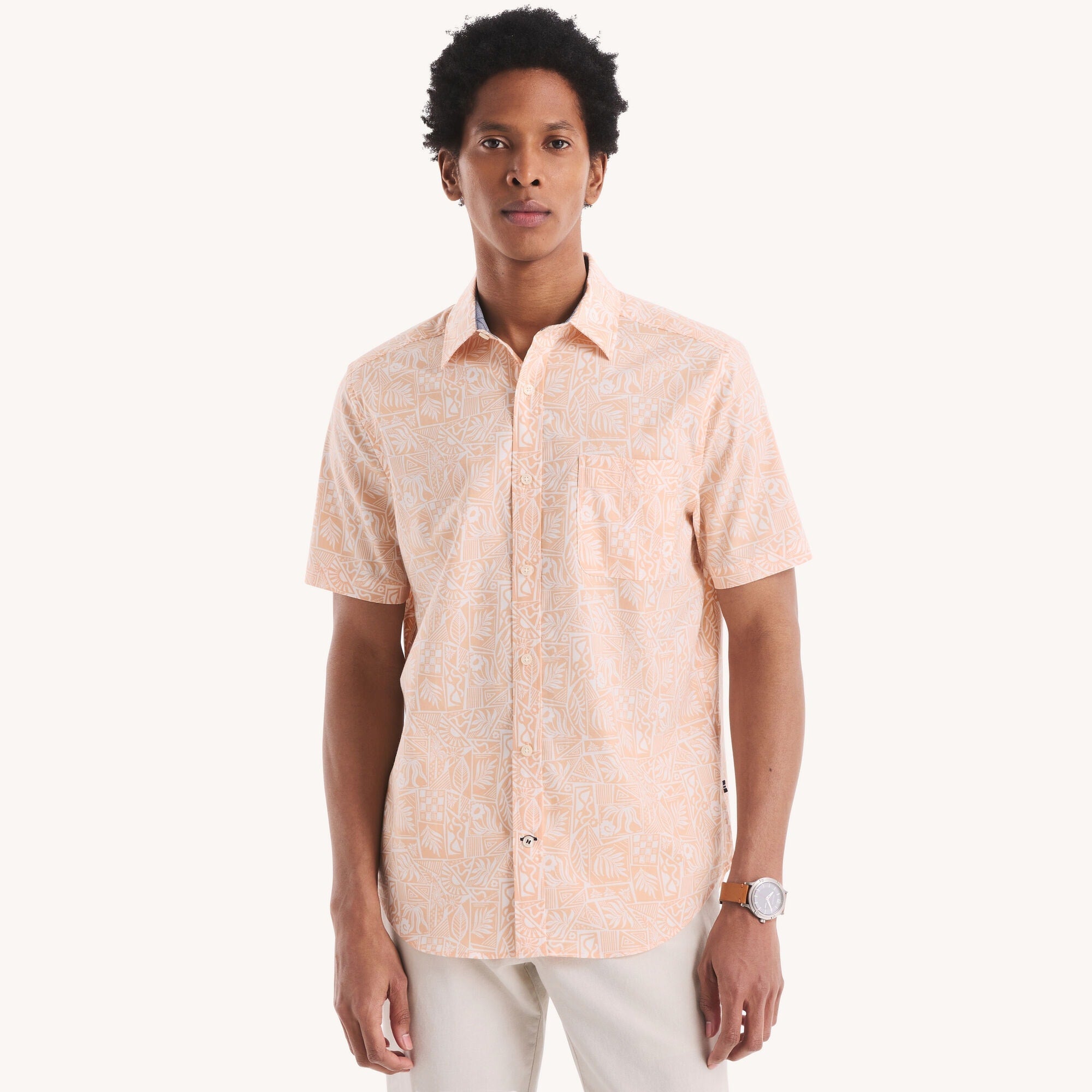 Camisa de hombre de manga corta con estampado