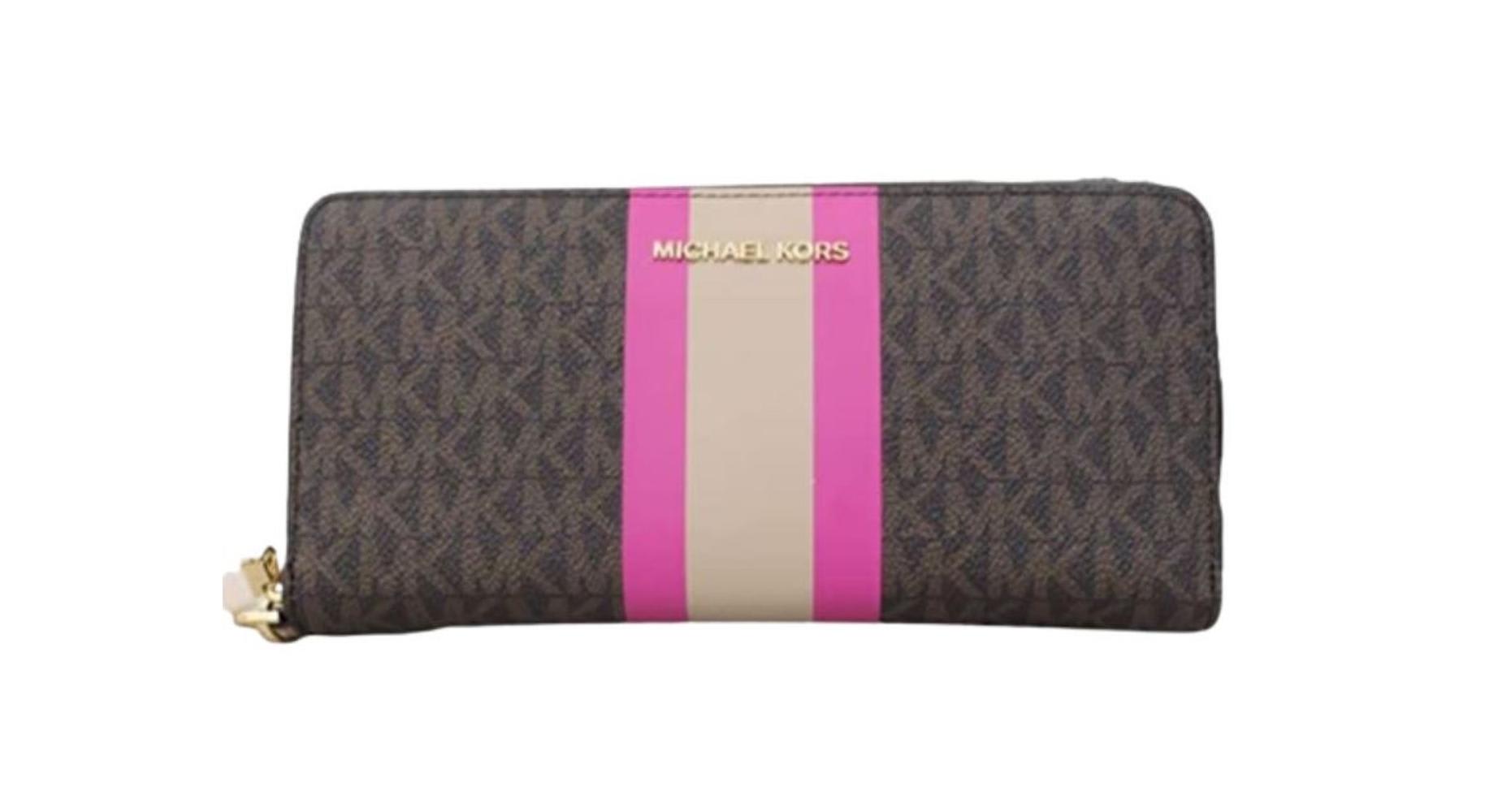 Bolso de muñeca
