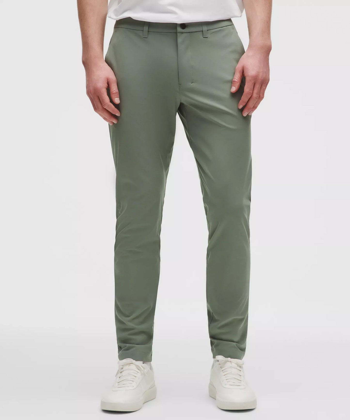 Pantalón de corte ajustado