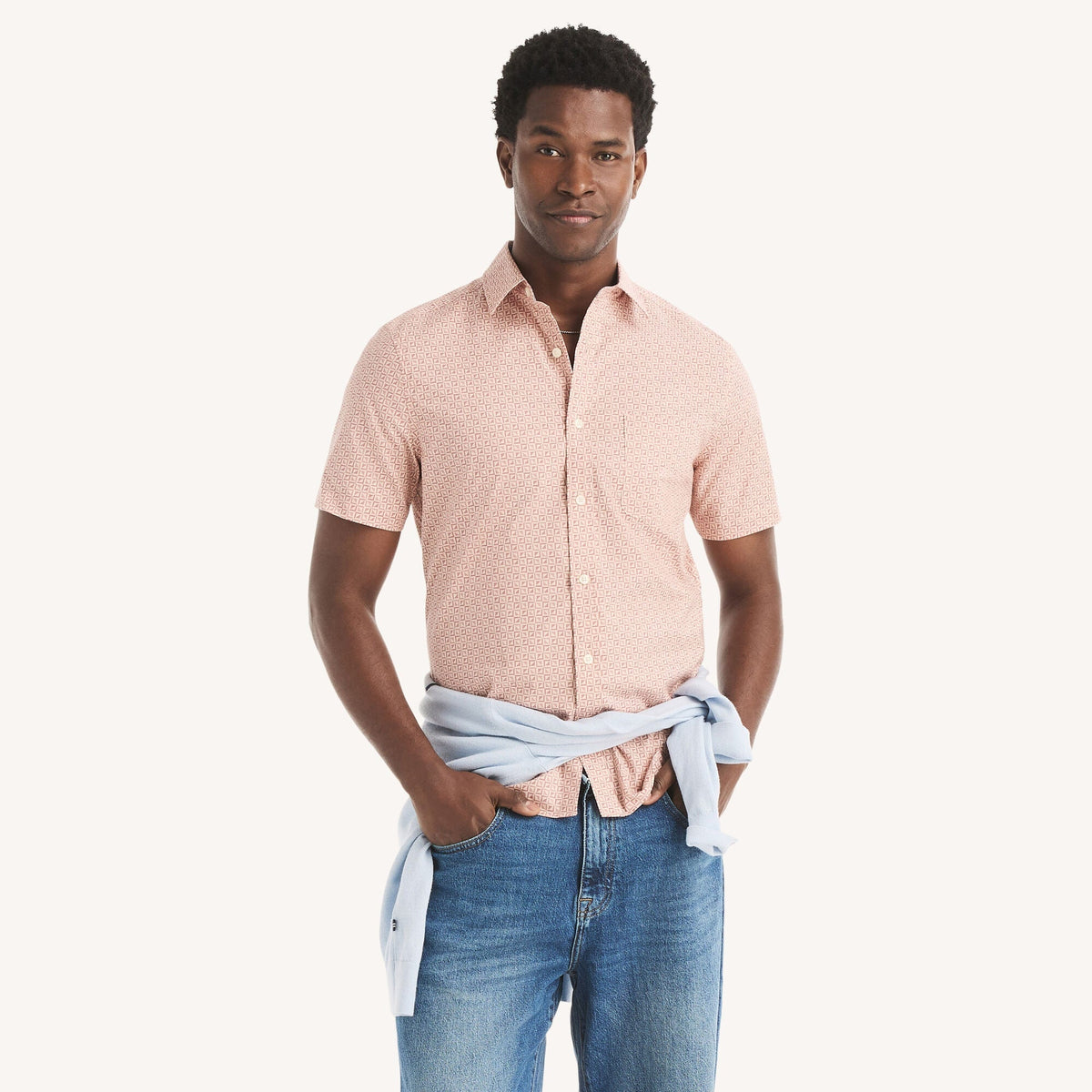 Camisa de hombre de manga corta con estampado