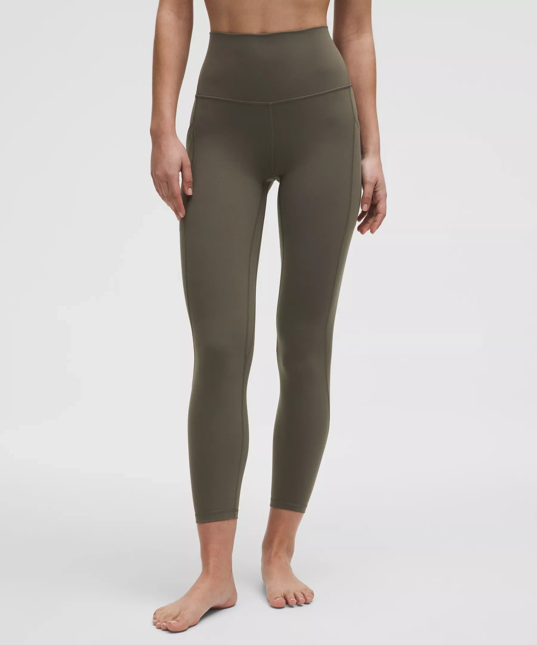Pantalón de tiro alto
