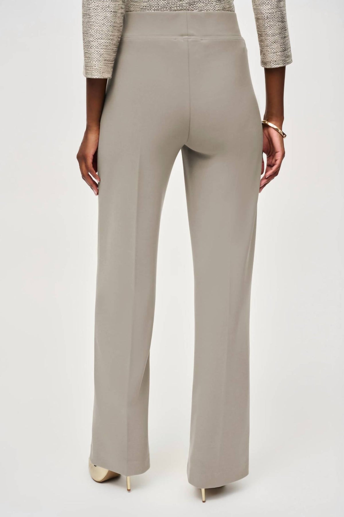 Pantalón de pierna ancha color gris