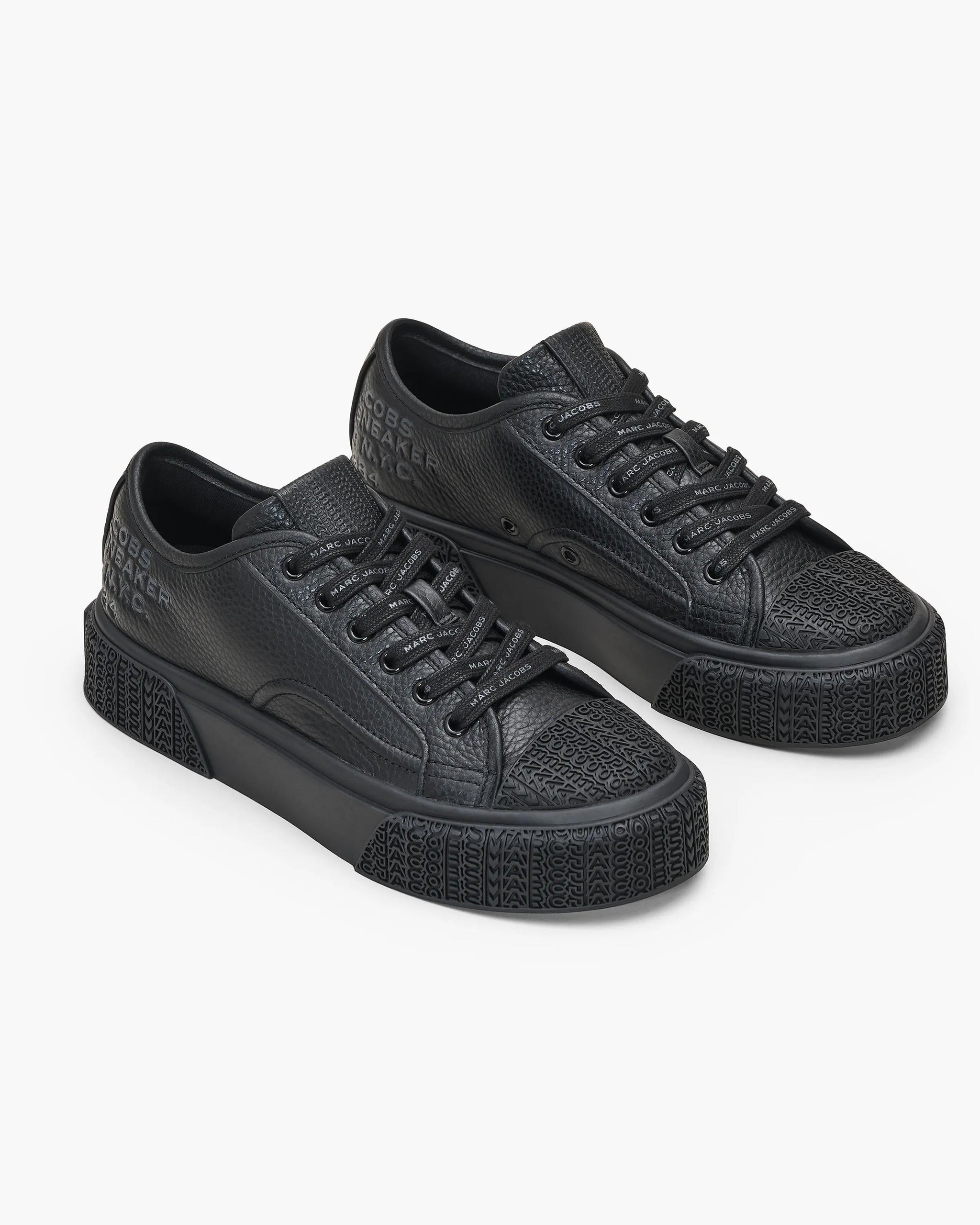 Tenis de cuero