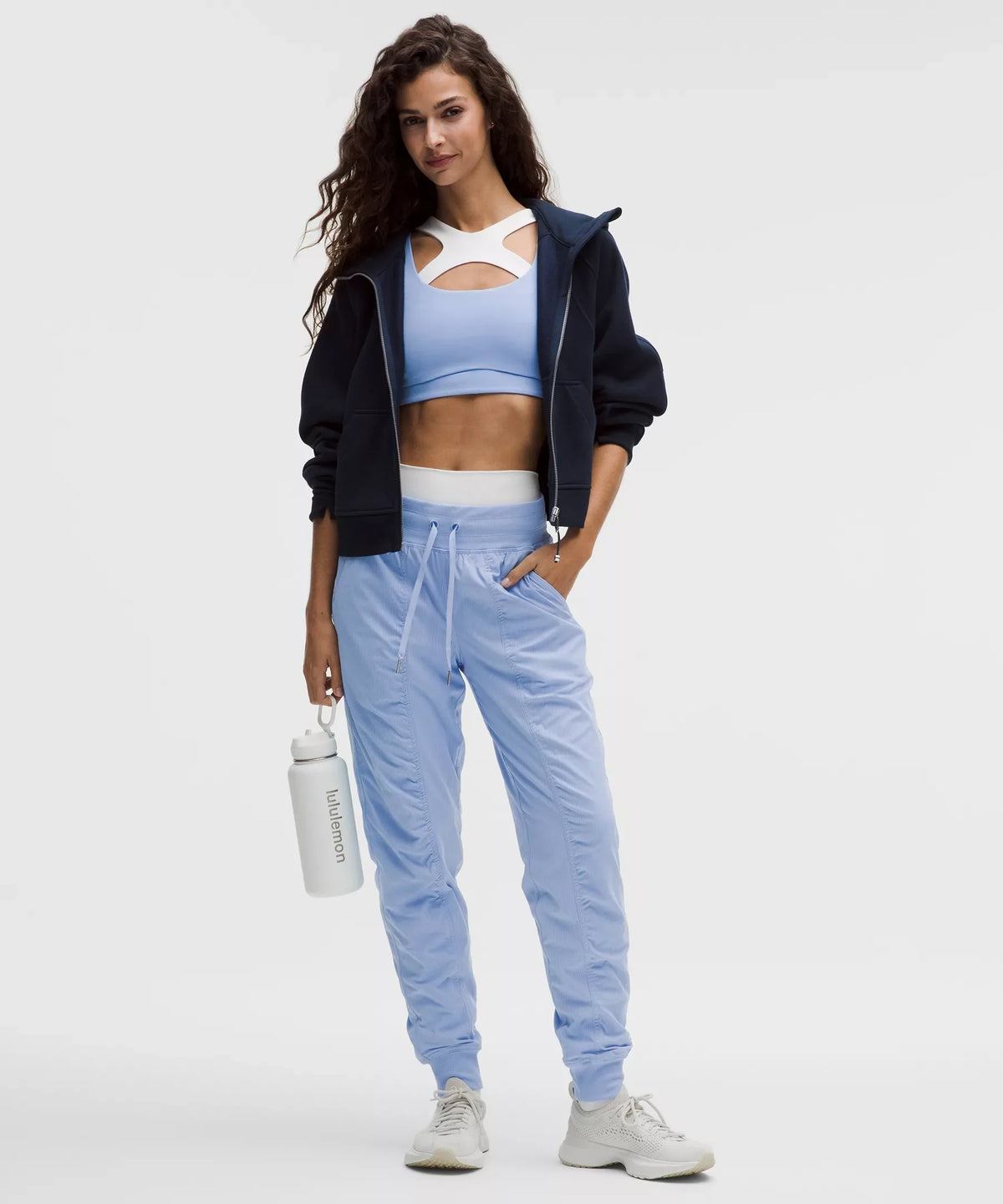 Pantalón deportivo de tiro medio