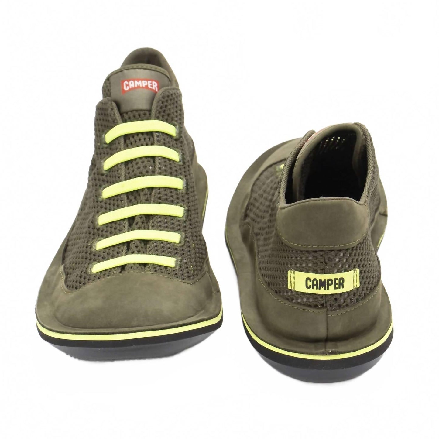 Tenis de hombre color verde