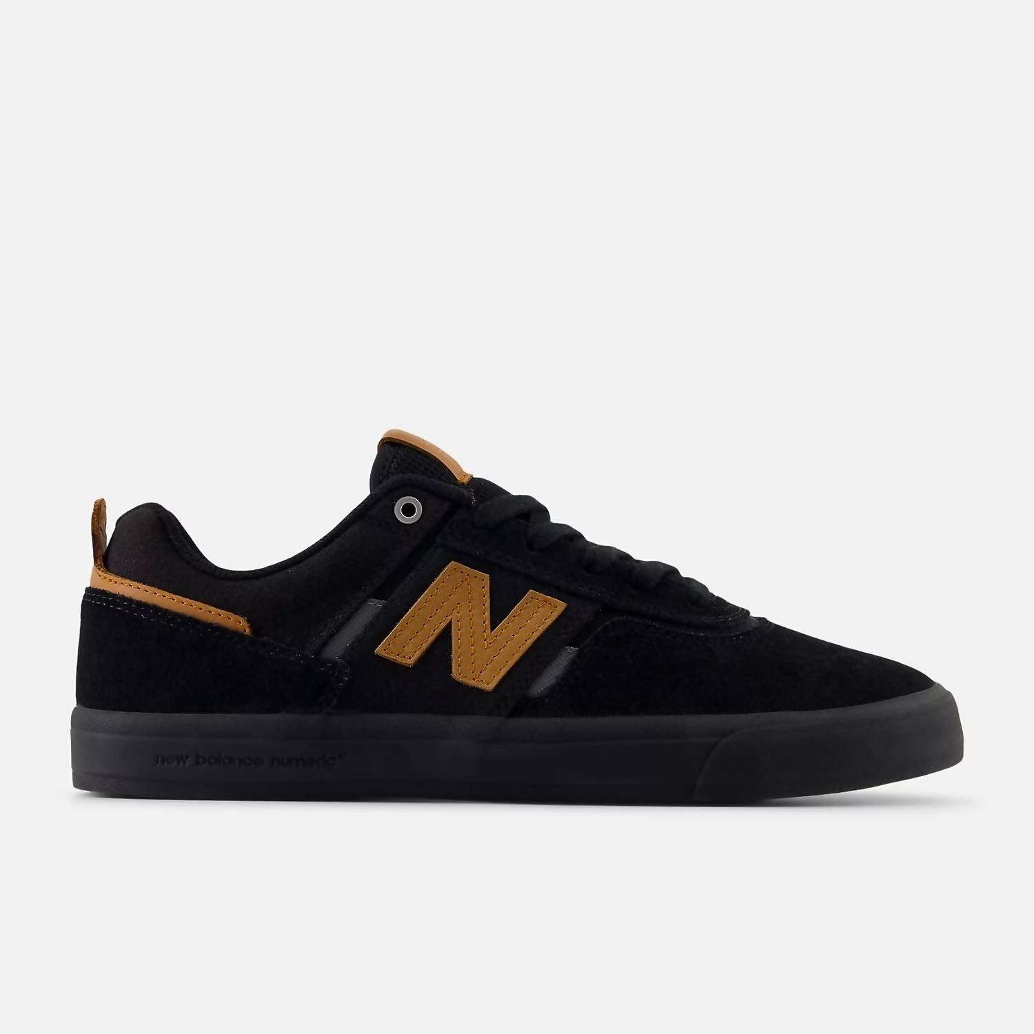 Tenis de hombre color negro y café