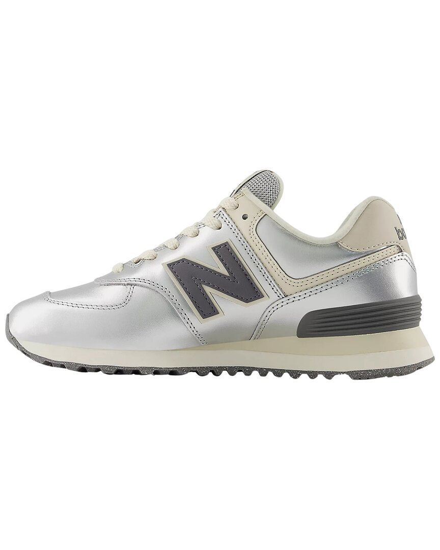 Tenis de gamuza
