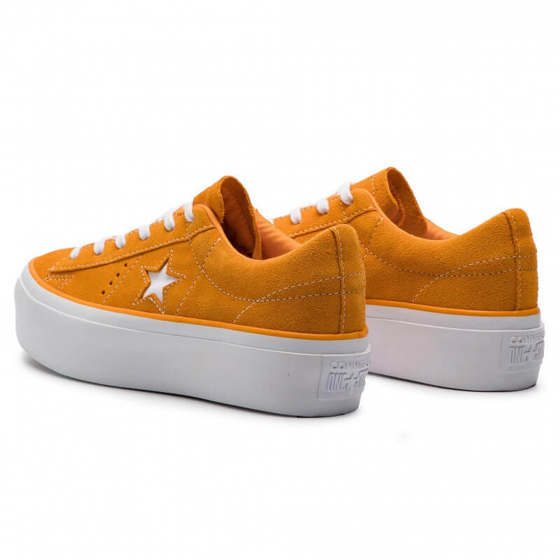 Tenis de mujer de gamuza con plataforma color naranja