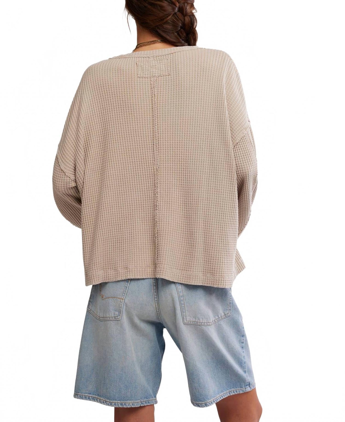 Top color taupe