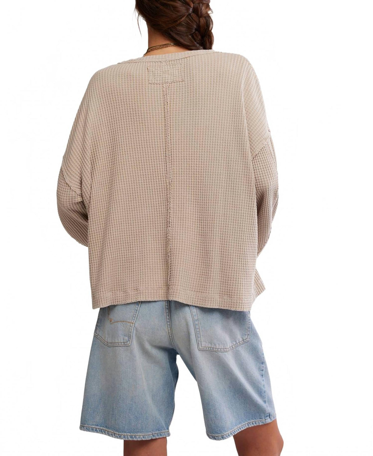 Top color taupe