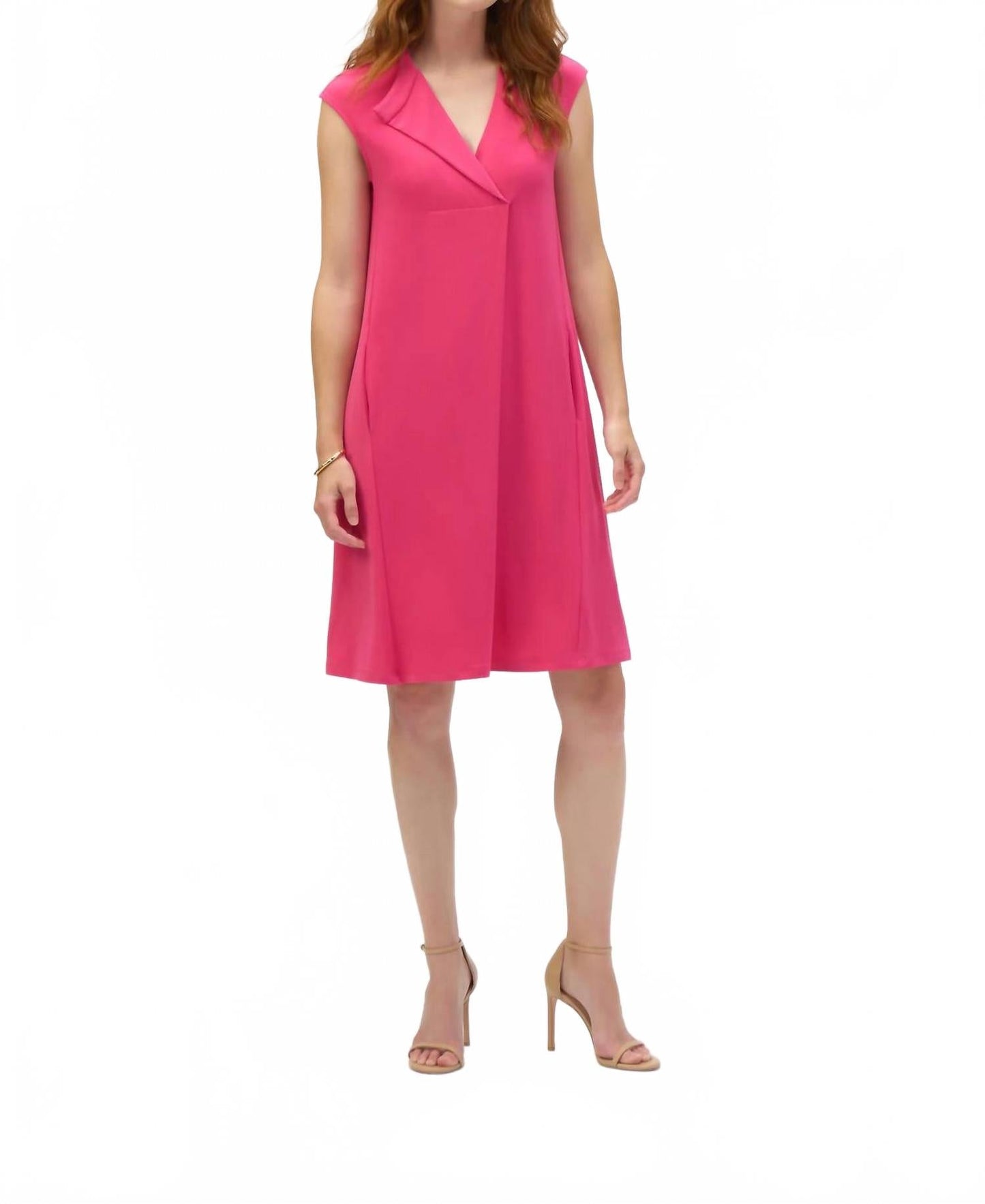 Vestido con cuello en V